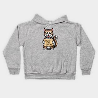 Cats don't like dogs Kids Hoodie